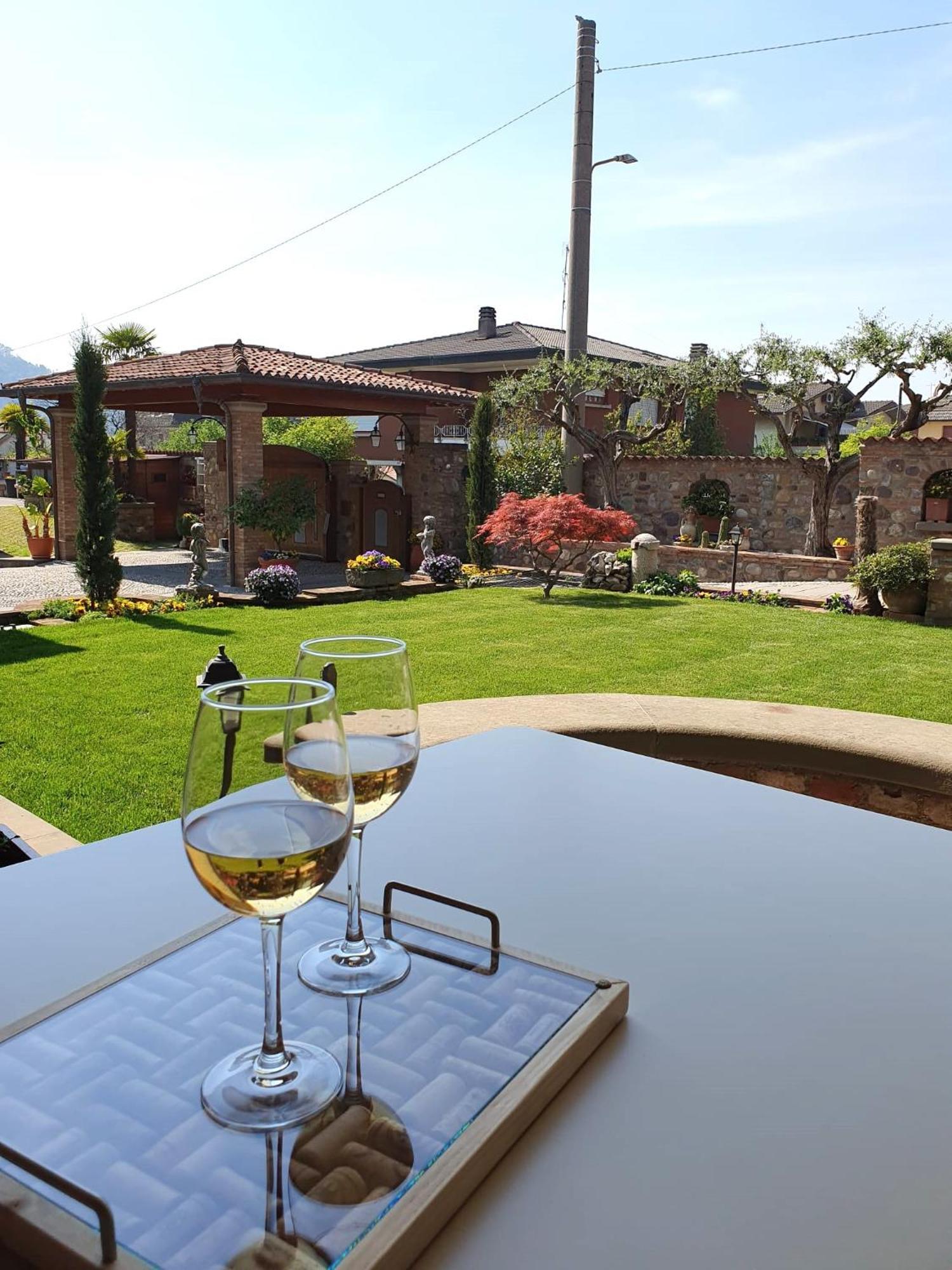 Apartamento La Corte Del Bona - Vicino Alle Cantine E A Circa 15 Minuti Dal Lago Di Iseo - Erbusco Exterior foto