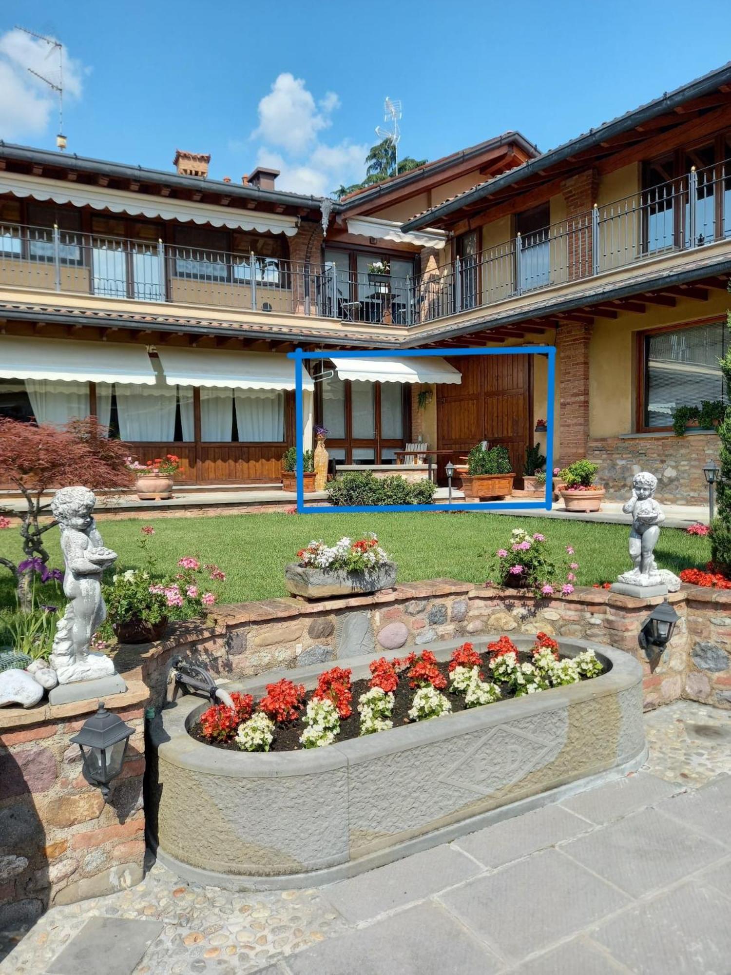 Apartamento La Corte Del Bona - Vicino Alle Cantine E A Circa 15 Minuti Dal Lago Di Iseo - Erbusco Exterior foto